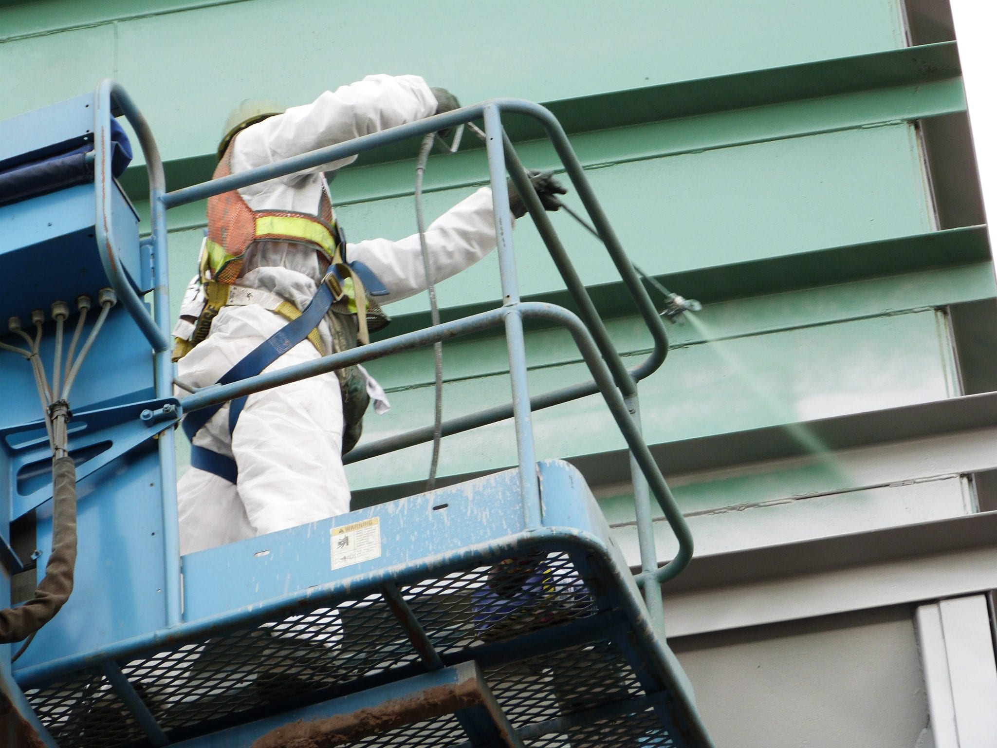 Peintre professionnel au travail